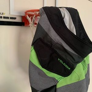 Volcom board shorts - 32 - M ▪️▫️